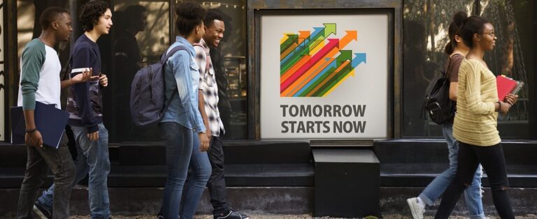 Artikel ini akan membahas tentang sejarah dan perkembangan Universitas Padjadjaran, program-program studi yang ditawarkan oleh universitas, serta prestasi-prestasi yang telah diraih oleh mahasiswa dan alumni Unpad.